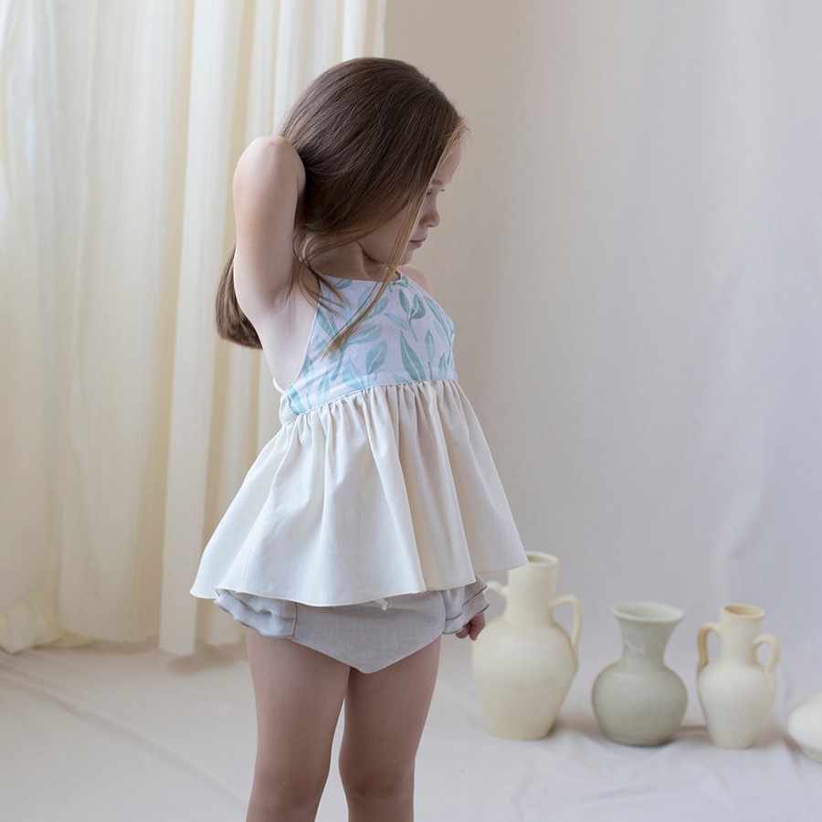 [50%off] From Spain Popelin Beige culotte with frills 70-80/80-90/90-100　　[※1 クリックポスト可]　Stone-coloured