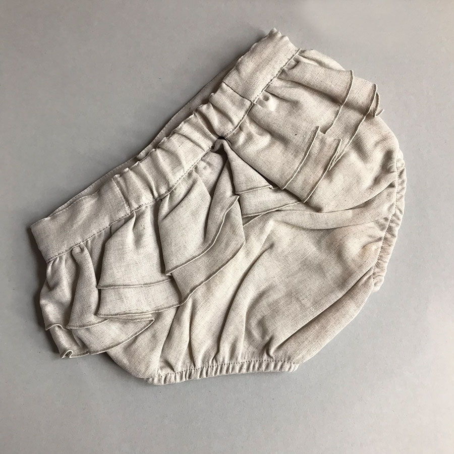 [50%off] From Spain Popelin Beige culotte with frills 70-80/80-90/90-100　　[※1 クリックポスト可]　Stone-coloured