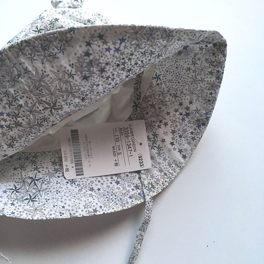 [50%off] ロンドンから OLIVIER KITTY リ リバティ猫耳つきハット 42-46（新生児-6ヶ月）/48（6ヶ月-1歳）  Adelajda Grey Stars