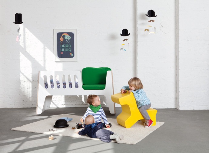 jäll&tofta ジェールアンドトフタ Mr.Moustache (ヒゲのモビール) ドイツ