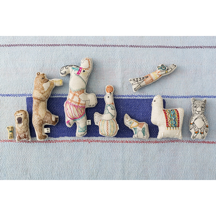 Coral & Tusk コーラルアンドタスク circus elephant doll リネンマスコット ニギニギとしても