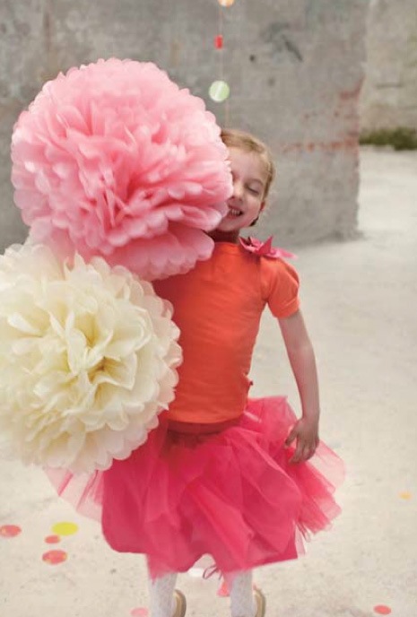 ENGEL Pom Pom 大きなビッグペーパーフラワー　パーティーの飾り付けにも　Rouge (赤系3点セット)