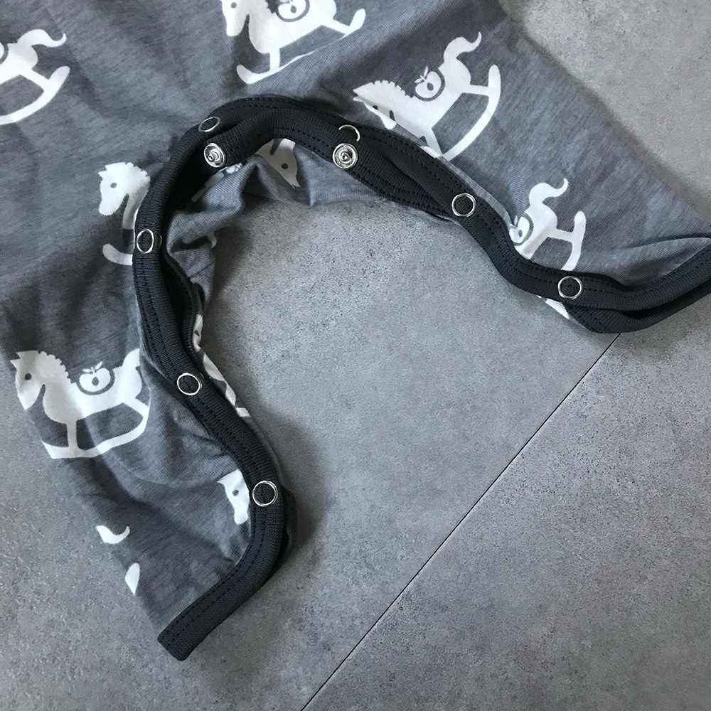 [60%OFF] From DENMARK SMAFOLK オーガニックコットン ロンパース 木馬柄 60/70