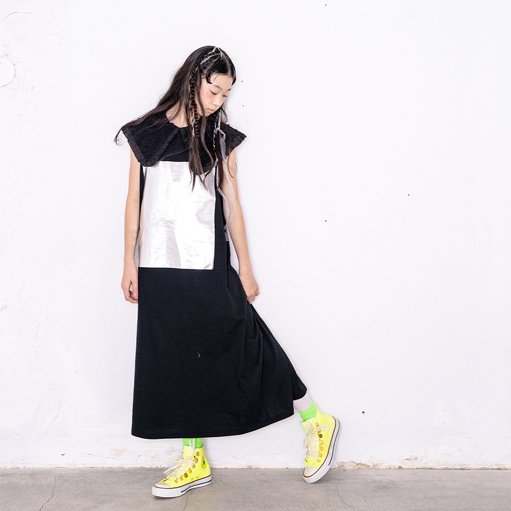 [60%OFF] frankygrow NOSLEEVE FOIL TEE OP WOMEN white