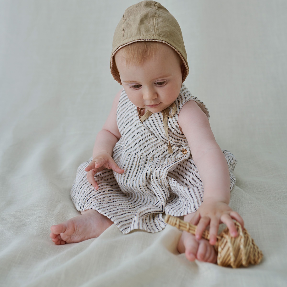 [40%OFF] From spain MY LITTLE COZMO リネン 3-9ヶ月/2歳 アイボリー 水色