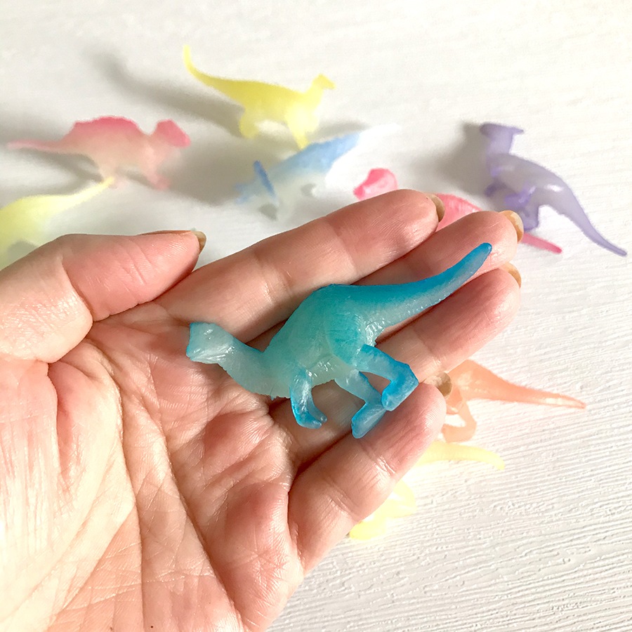 CHATOY 蓄光恐竜フィギュア DINOSAURS　12体セット 【クリックポスト可】