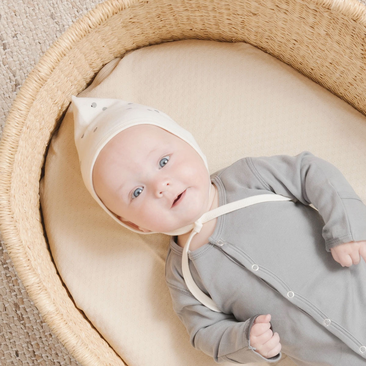 [30%off] Quincy Mae オーガニックコットン PIXIE BONNET [ネコポス対応可] IVORY 6ヶ月 / 1歳