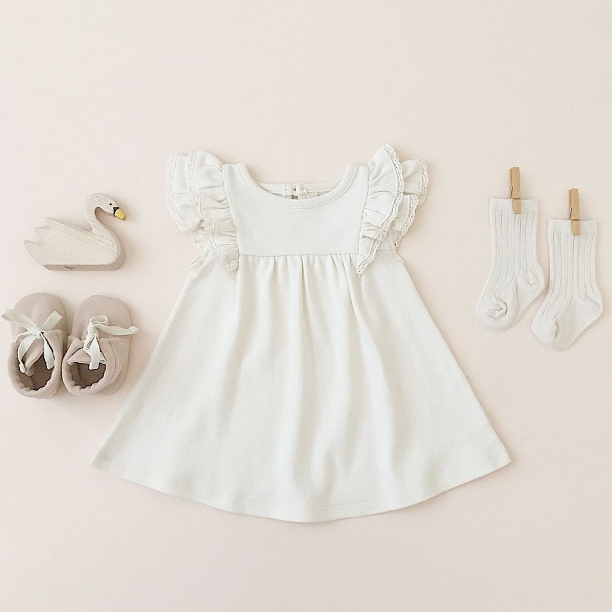 [50%off] Quincy Mae オーガニックコットン Flutter Dress  [ネコポス対応可] Ivory 70-80/90-100