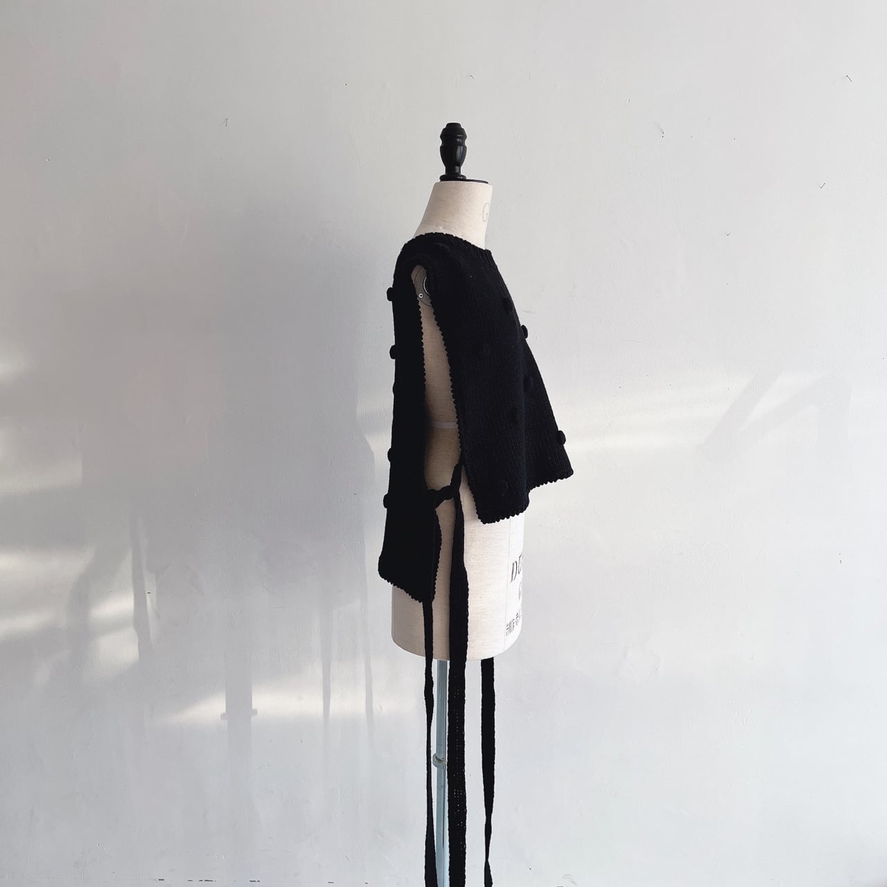 再値下げ [60%off] frankygrow HAND-KNITTED DOTS VEST / ADULT  F フリーサイズ IVORY/BLACK