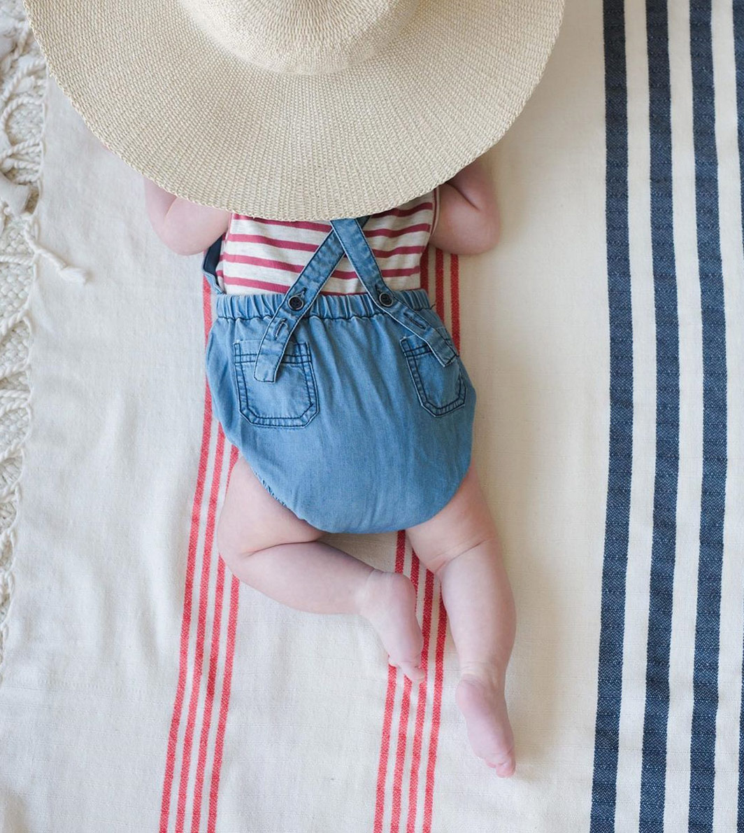 [50%OFF]  From spain 1+in the family MAO romper ダンガリーロンパース  80/90 1+in the family ワンモアインザ・ファミリー\肌着・ロンパース・ボディ