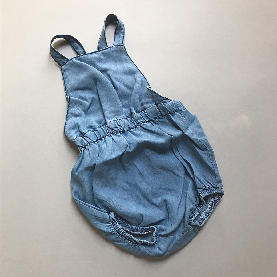 [50%OFF]  From spain 1+in the family MAO romper ダンガリーロンパース  80/90 1+in the family ワンモアインザ・ファミリー\肌着・ロンパース・ボディ