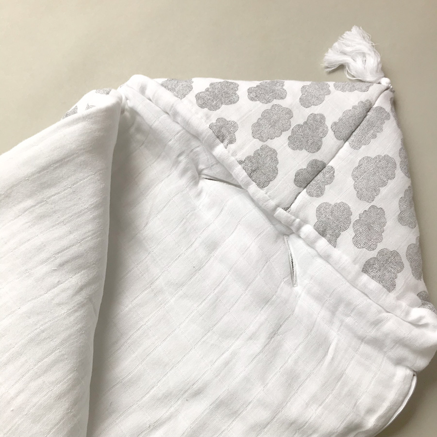 moumout' paris jojo Nuages BABYNEST IN COTTON おくるみ　H70cm*L44cm スリーパー