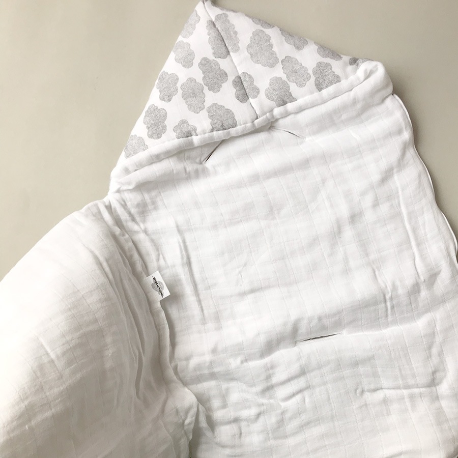 moumout' paris jojo Nuages BABYNEST IN COTTON おくるみ　H70cm*L44cm スリーパー