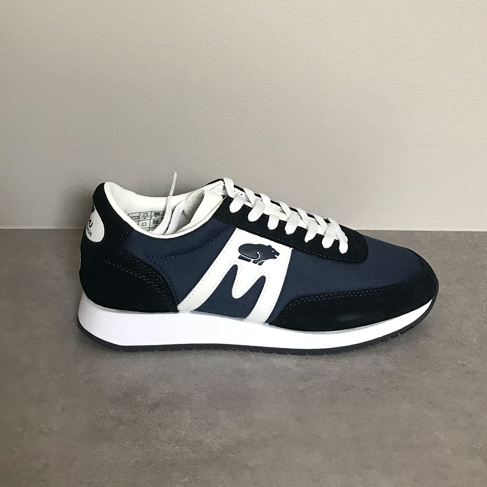 [50%OFF] From Finland KARHU 2021 ALBATOROS （アルバトロス） NV/WH サイズ5（23-23.5cm）、サイズ6（24-24.5cm）