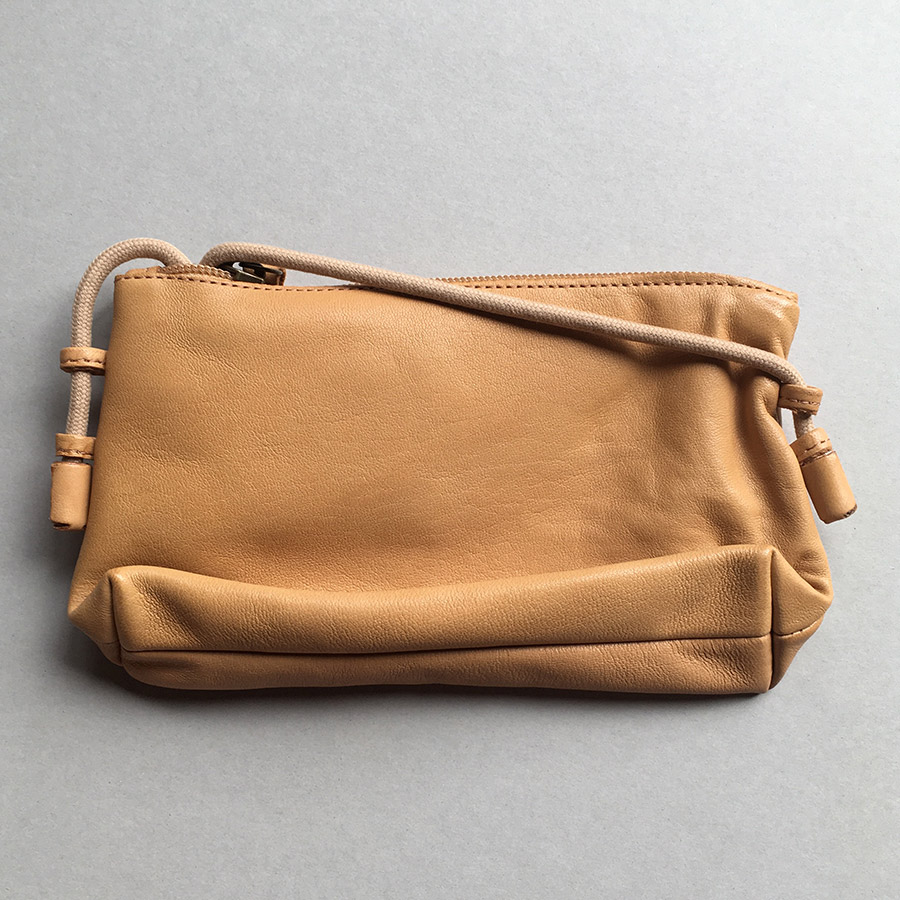 [50%OFF] Easy Peasy イージーピージー  オーガニックレザー ミニポシェット POCHET CUIR COR oxi お財布バッグとしても