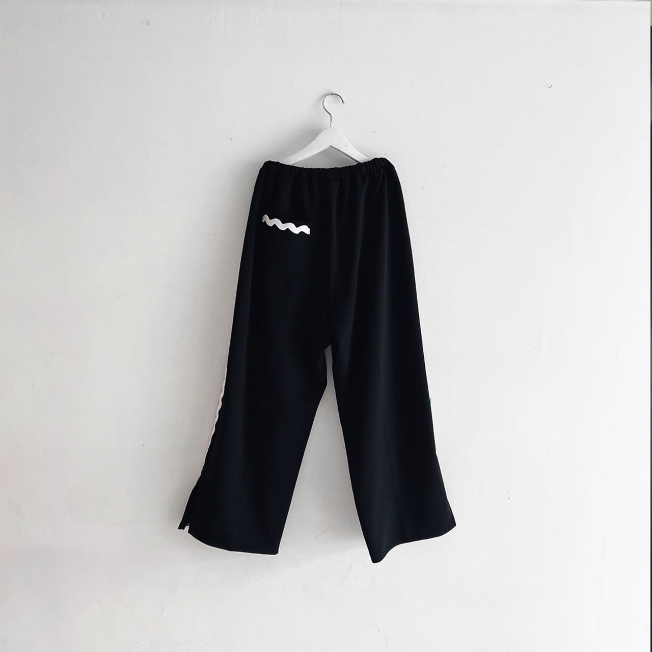 ●frankygrow  SIDE LINE JERSEY SLIT PANTS / F2 BLACK