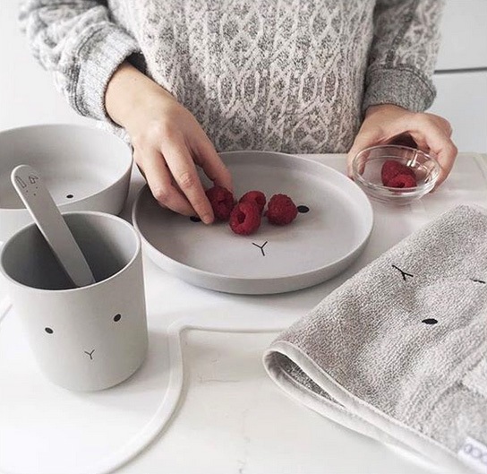 LIEWOOD デンマークから Villum / Plate / 2pack - Rabbit dumbo grey ラビットプレート2点セット