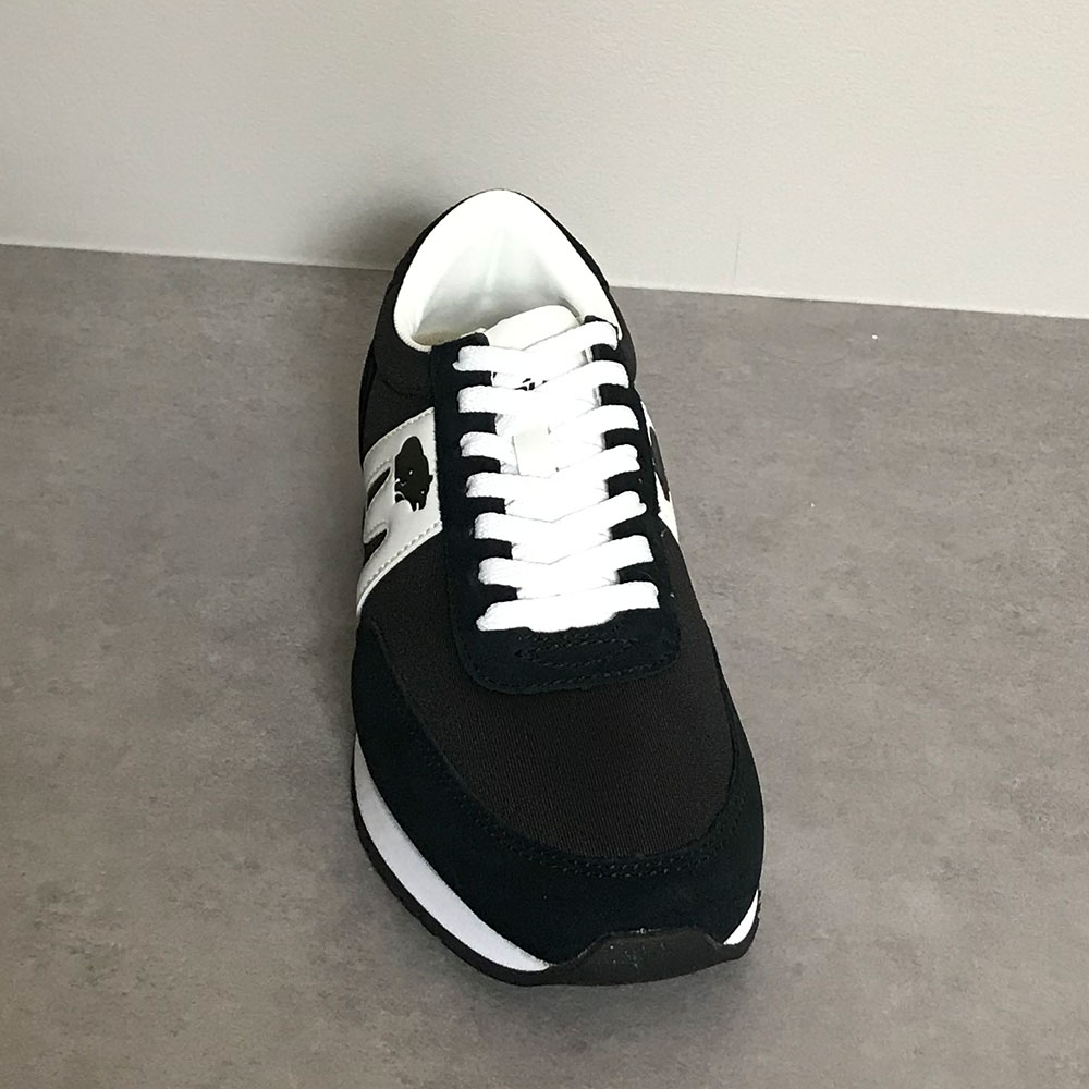 From Finland KARHU 2021 ALBATOROS （アルバトロス） BK/WH サイズ5（23-23.5cm）、サイズ6（24-24.5cm）