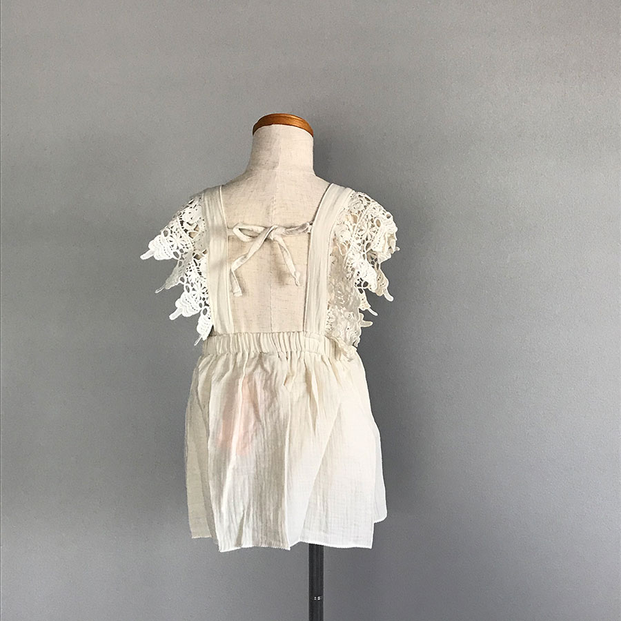 lifes レーススリーブベビードレス モーブ／生成り 70-80/90-100/110/120