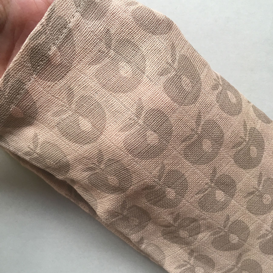 デンマークから Smafolk  大判ガーゼクロス 【クリックポスト可】 Oeco-tex Burp Cloth apples ライトブラウン 70×70cm お風呂上りやプールにも