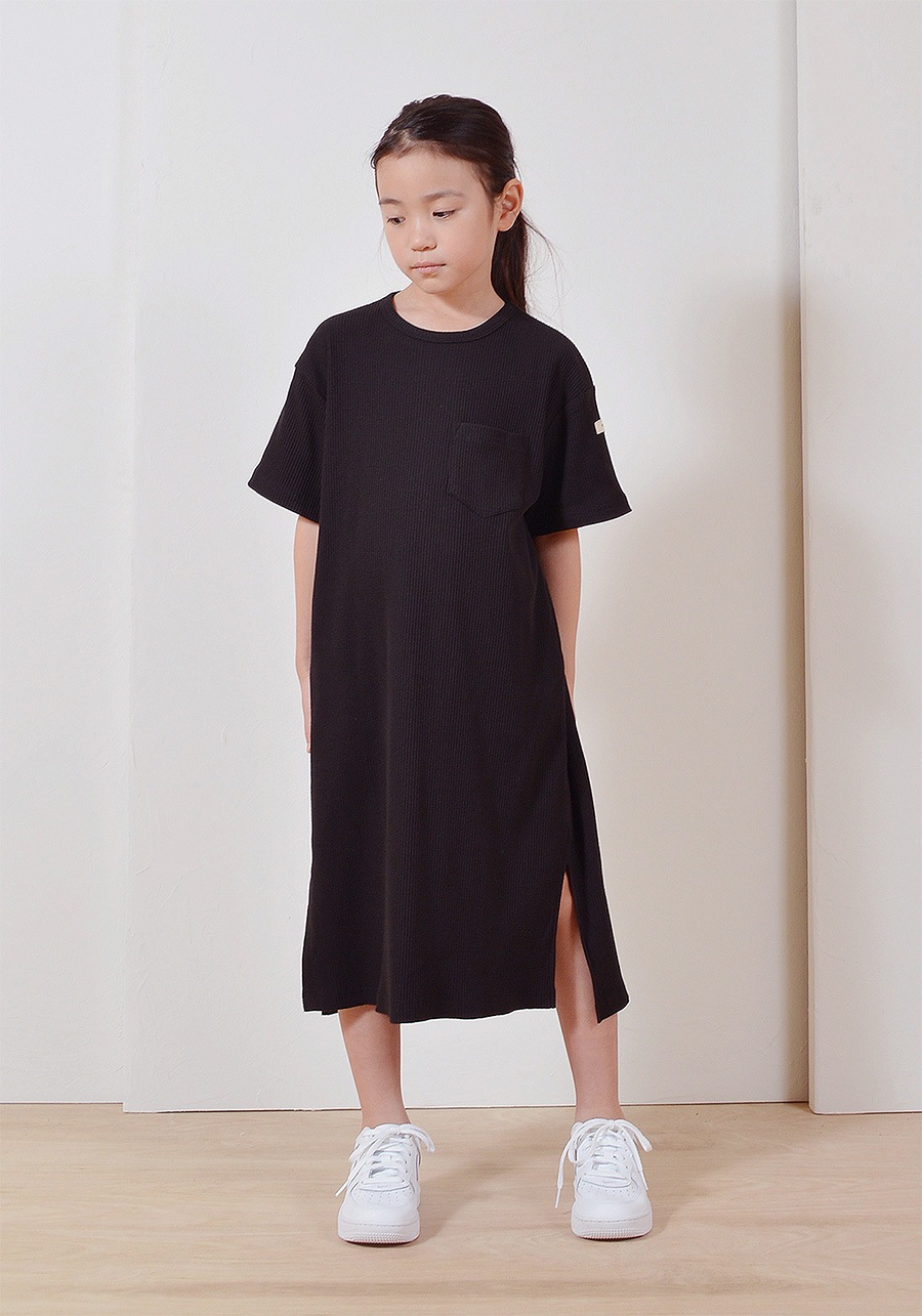 [60%OFF] undeny. リブスリットワンピース M(110-120)/L(130-140)/XL(150-160)