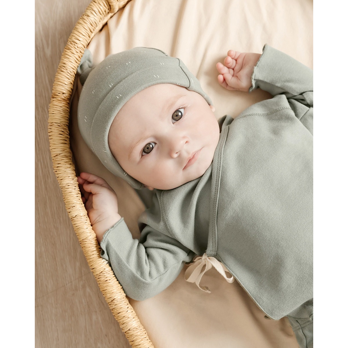 Quincy Mae オーガニックコットン  Kimono Top + Footed Pant SET 新生児/6-12M [ネコポス対応可] WALNUT 出産祝