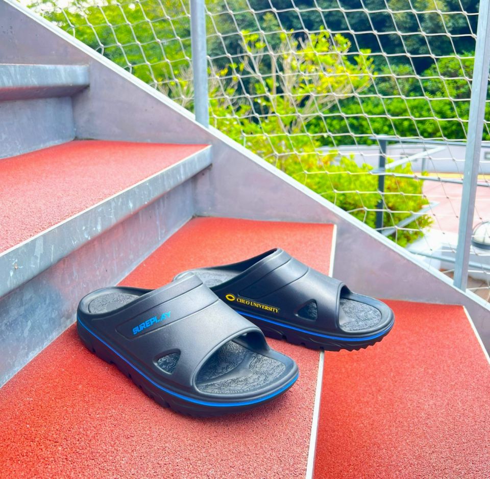 中大×SUREPLAY リラクシー サンダル