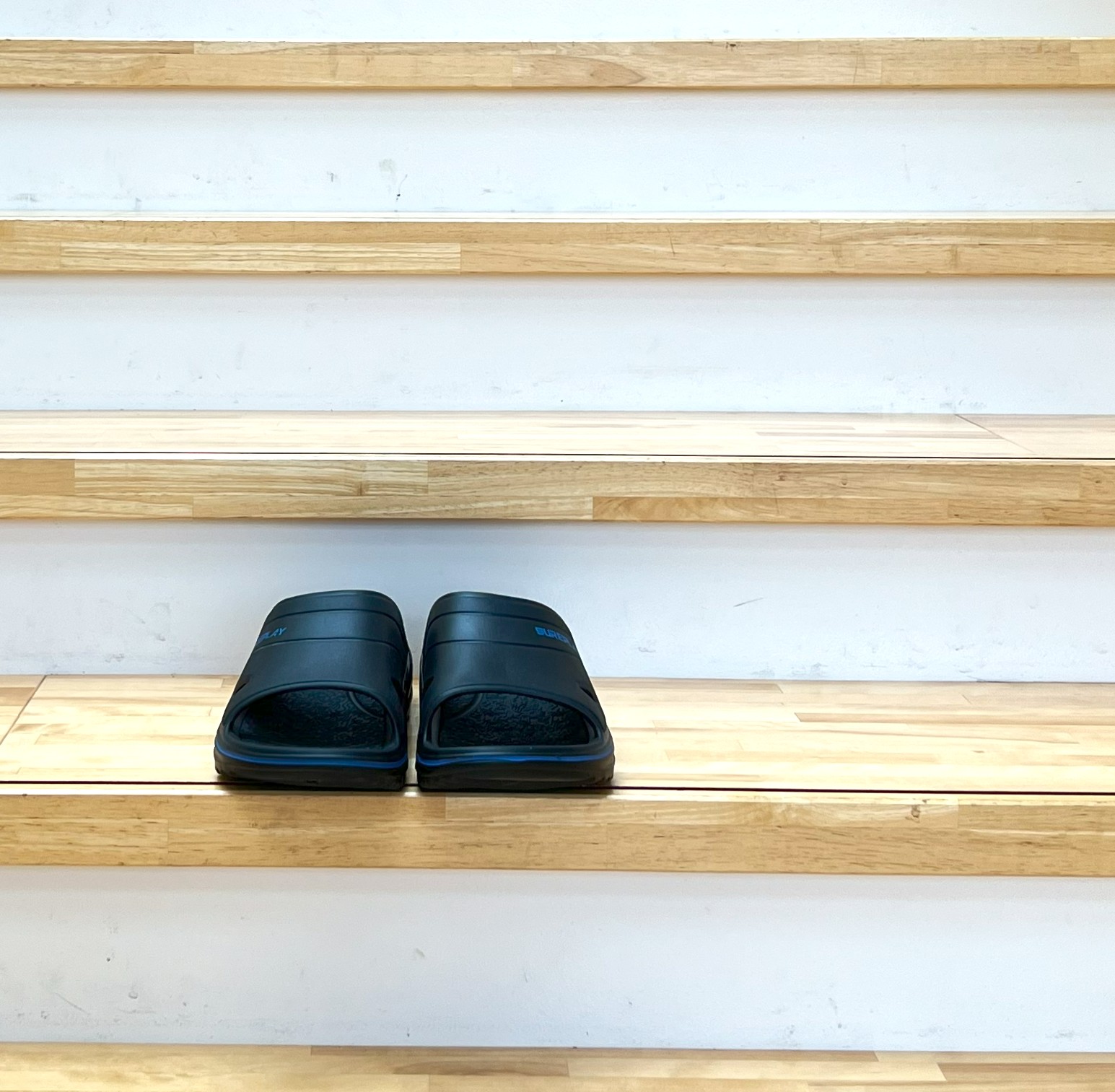 中大×SUREPLAY リラクシー サンダル