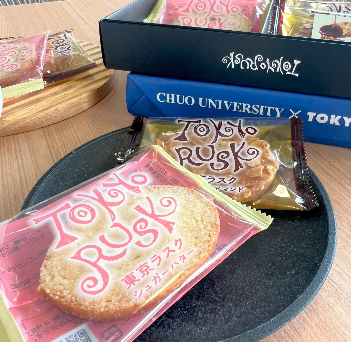 中央大学×東京ラスク　ギフトボックス12枚