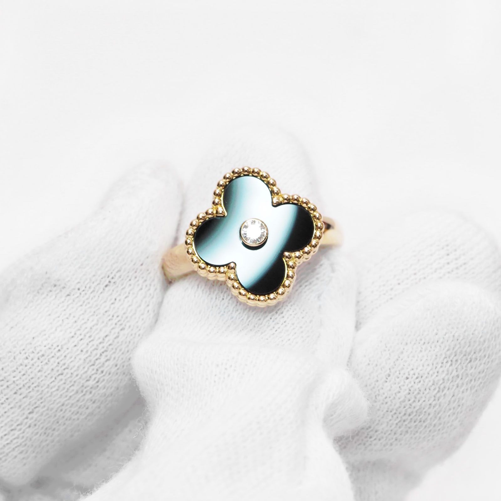 Moonlit ムーンリット|Van Cleef & Arpels ヴァン クリーフ