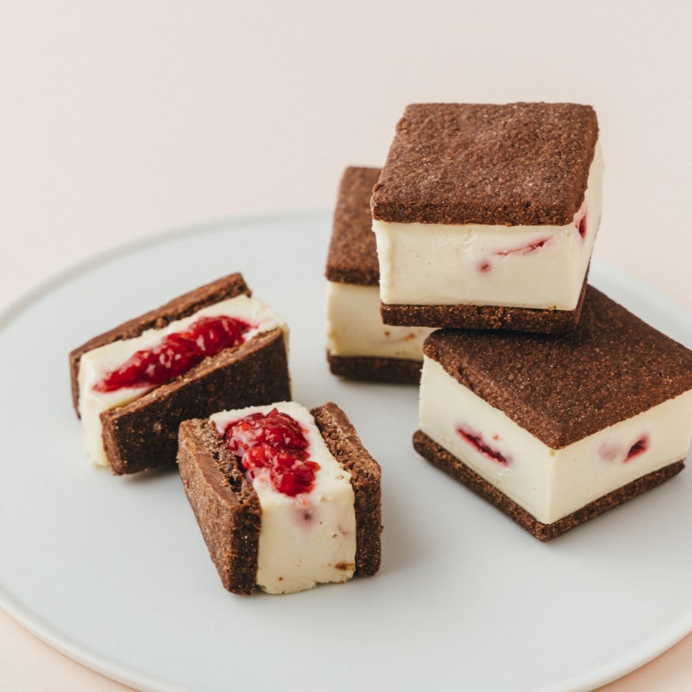 【期間限定】ヴィーガンバターサンド　ストロベリー＆ホワイトチョコレート(6個セット)