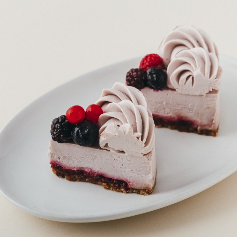 【4.5号/15cm】ヴィーガンローストロベリーケーキ4.5号（４～6名分）