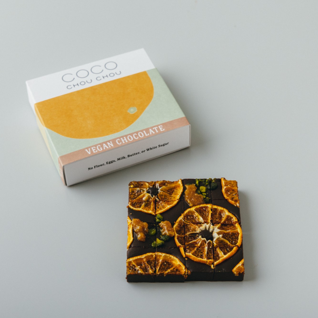 <ギフトにおススメ>ヴィーガン生チョコレート（プレーン・マンダリンオレンジ・ラズベリー＆ローズ）