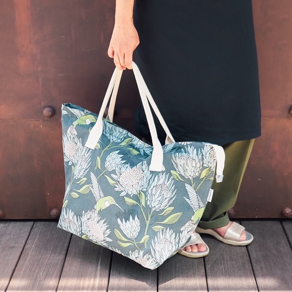 南アフリカ産 トラベルバッグ protea gray
