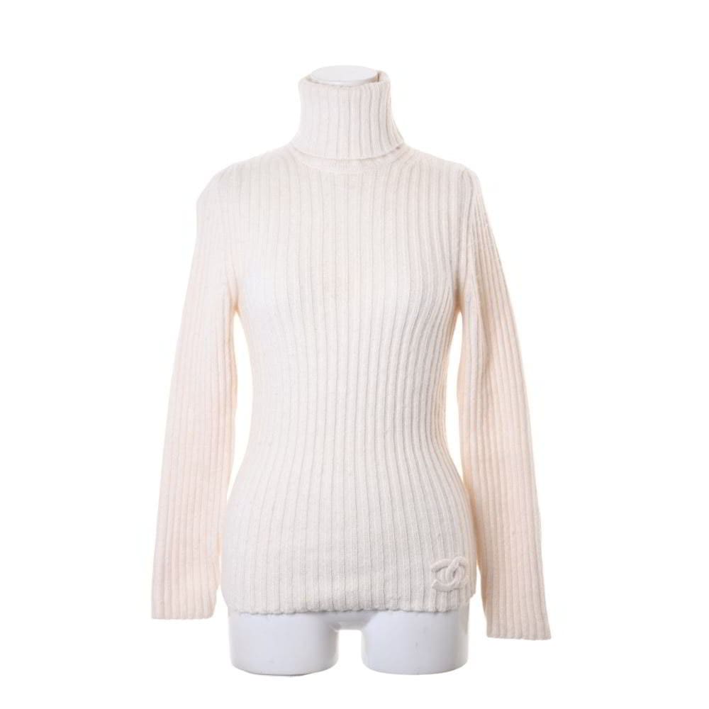 CHANEL シャネル タートルネック ニット ベージュ カシミヤ シルク CHANEL シャネルタートルネックニット ベージュカシミヤ シルク