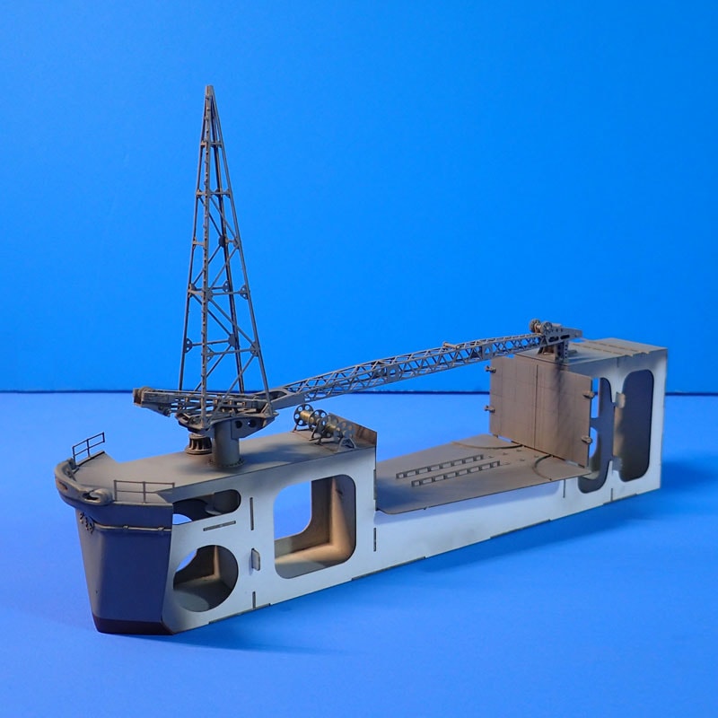1/144 IJN 「大和」class　水上機飛行甲板　拡張キット