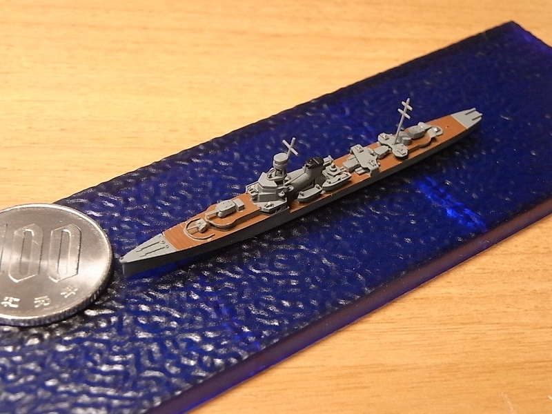 1/2000 軽巡洋艦 夕張(1944年時・蛟龍付き)