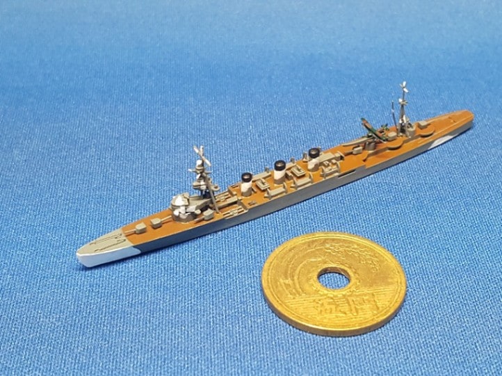 1/2000　軽巡洋艦 多摩(UVレジン版)