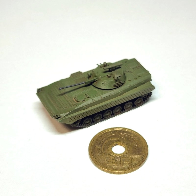 1/144　BMP-2歩兵戦闘車