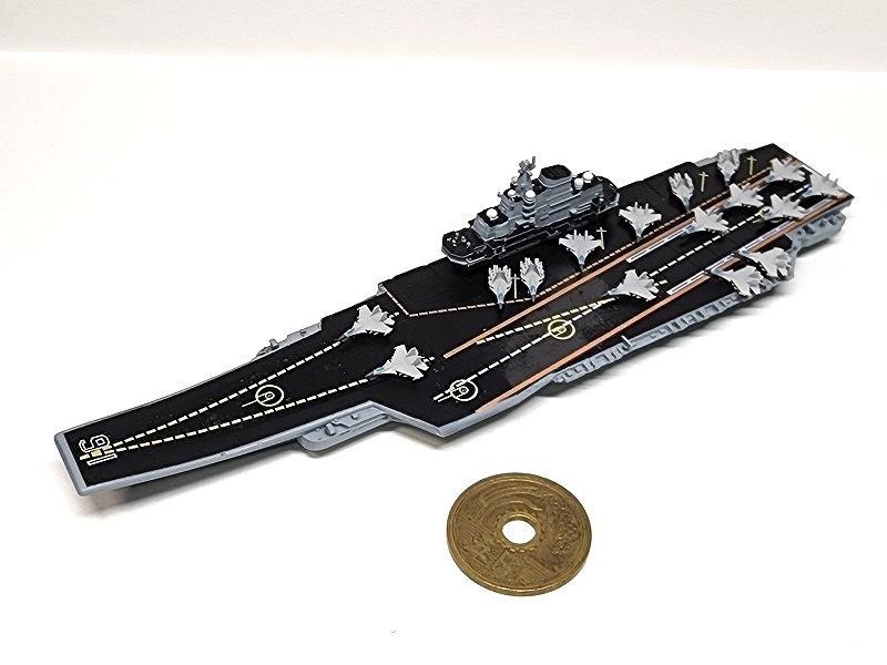 1/2000 人民解放海軍 航空母艦 遼寧 の販売 DAMEYA-NET