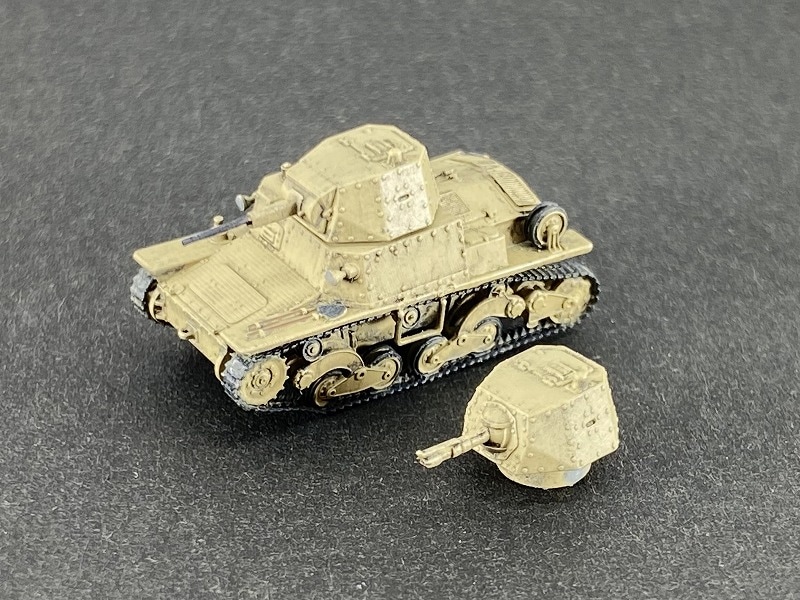 1/144　イタリア軍　L6/40 軽戦車（L6 Lf砲塔コンバーチブル)