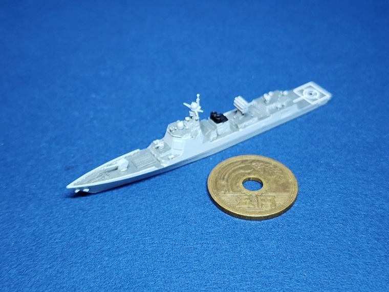 1/2000　人民解放海軍　052D型駆逐艦