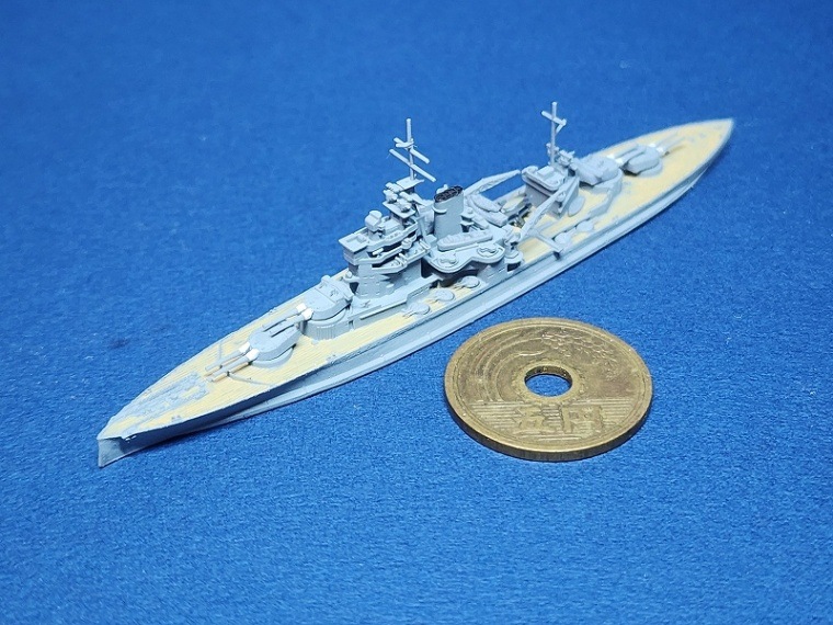 クイーン・エリザベス級戦艦 ヴァリアント 1939 1/2000 イギリス海軍 戦艦ヴァリアント（1939年時） の販売 DAMEYA-NET