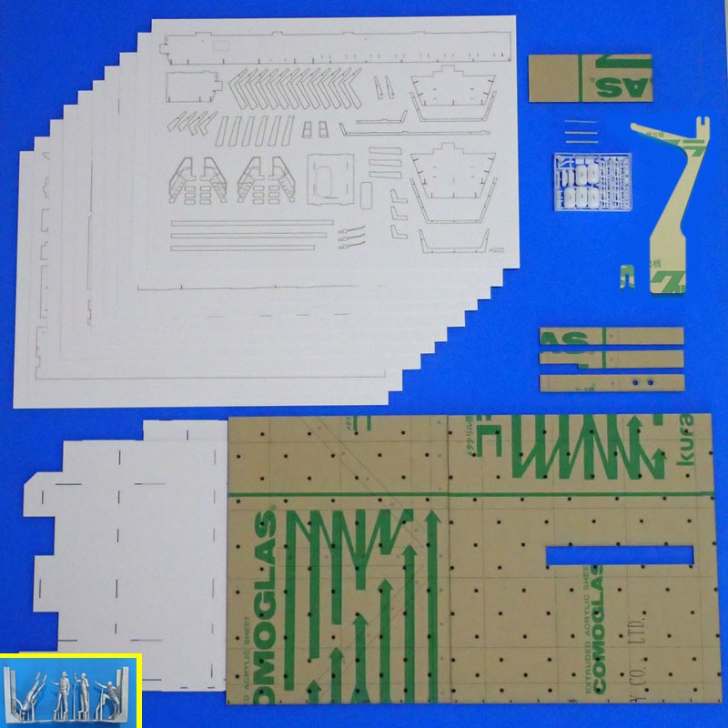 1/72 JMSDF DDHいずも型 FlightDeckジオラマベース（フィギュア付き