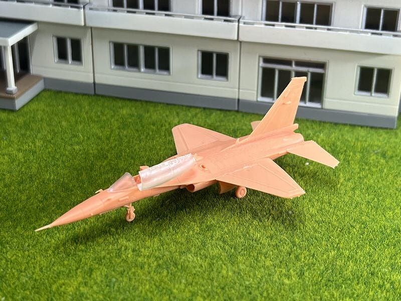 ta ka　戦国コレクション5 ボリューム・不要機付 1/144 台湾空軍 T-BE5A 勇鷹 の販売 DAMEYA-NET