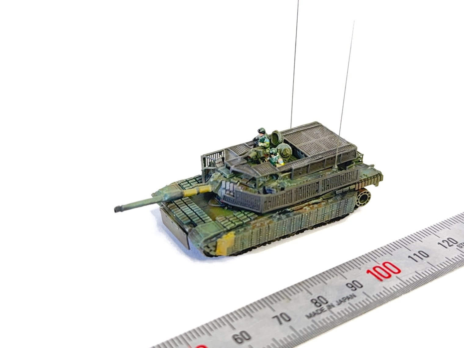 1/144　M1A1エイブラムス SA-UKR（ウクライナ軍仕様）