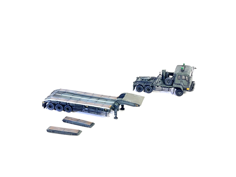 1/144　陸上自衛隊　74式特大型トレーラーヘッド、73式特大型セミトレーラーセット