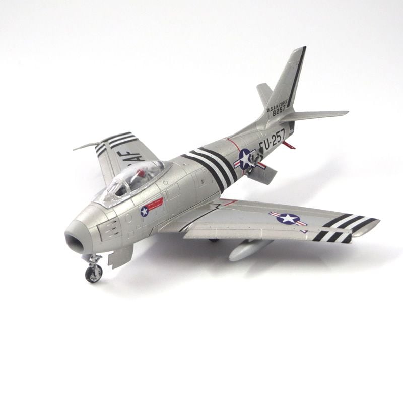 1/144　ノースアメリカン　F-86A　セイバー