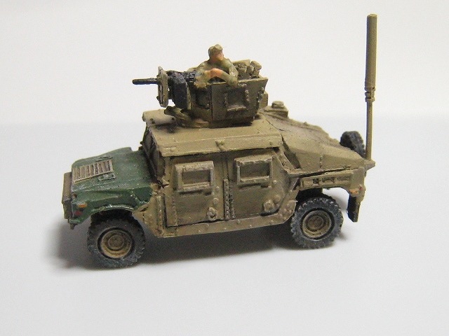 1/144　M1151 HMMWV（簡易組立版）