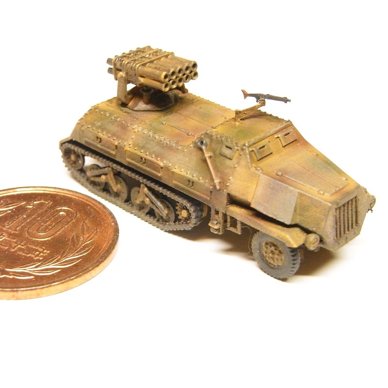 1/144 sd.kfz4/1 42式 15cm 装甲ロケット砲
